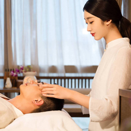 深圳龙华YanYan养生馆秉持“客户至上”的服务理念